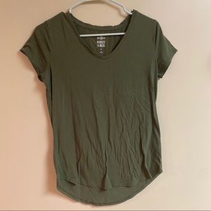 V neck Tee